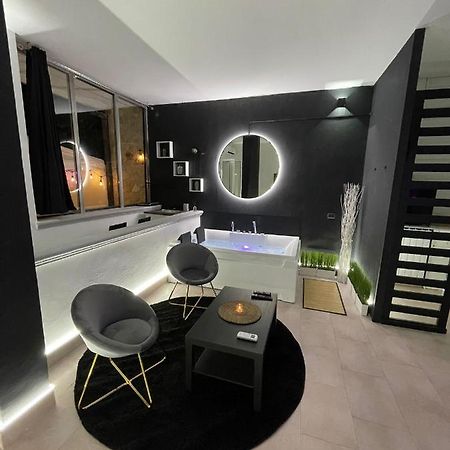 Central Wellness Suite Барі Екстер'єр фото